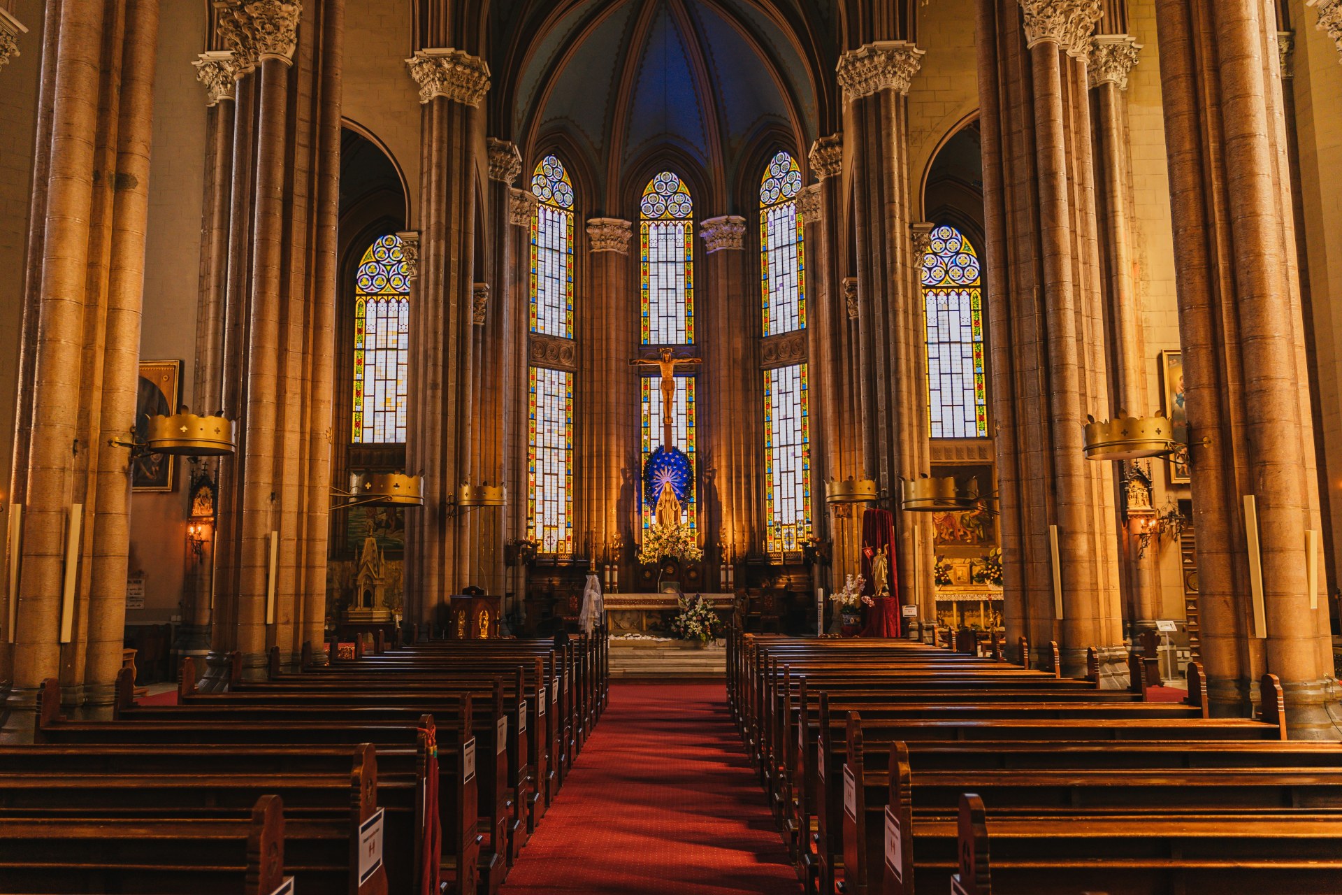 A church sanctuary with high ceiling is the perfect candidate for ASI Architectural ceiling and wall panels to absorb exterior noise and enhance acoustics inside of the sanctuary.