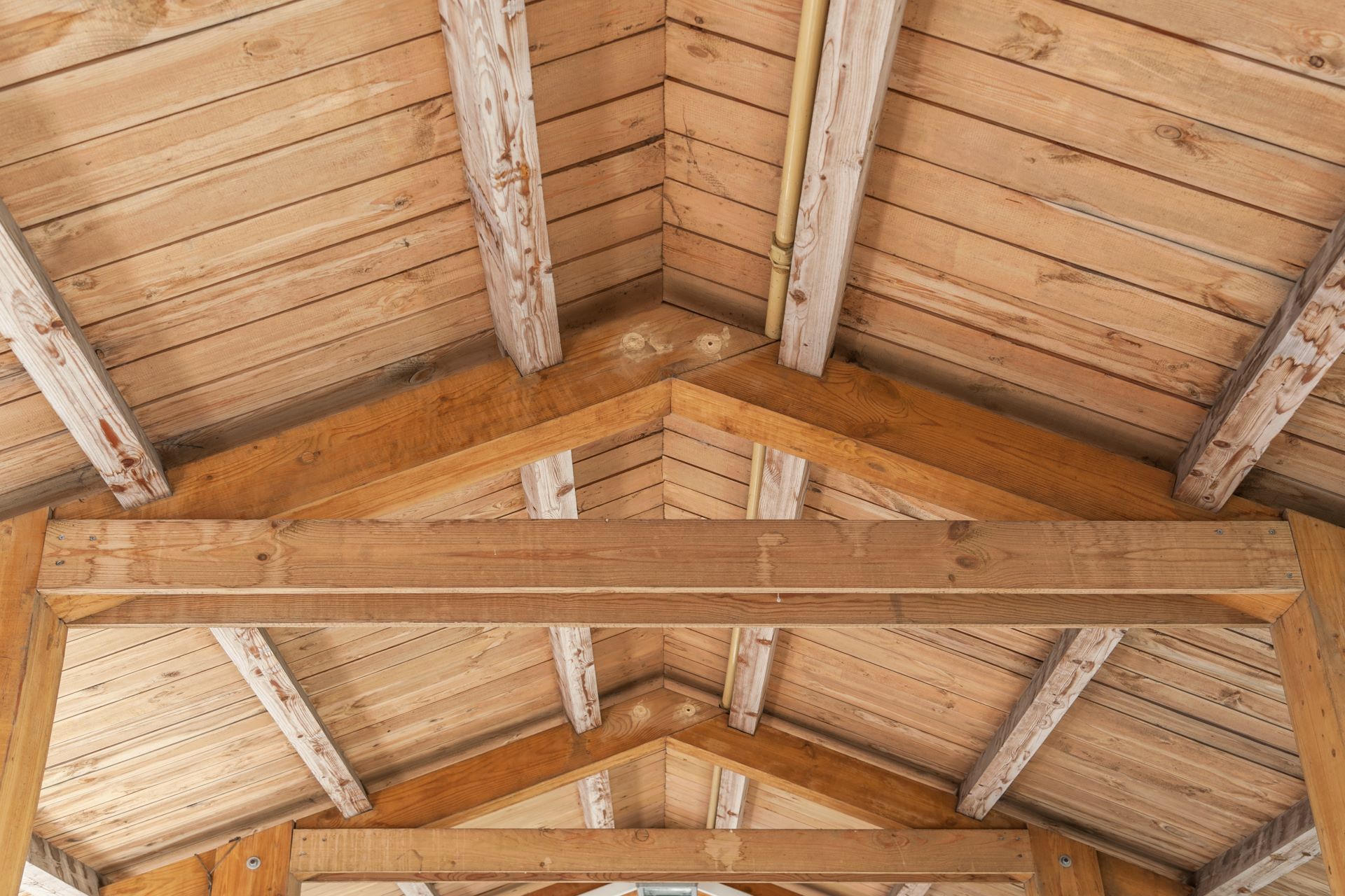 timber beam ceiling